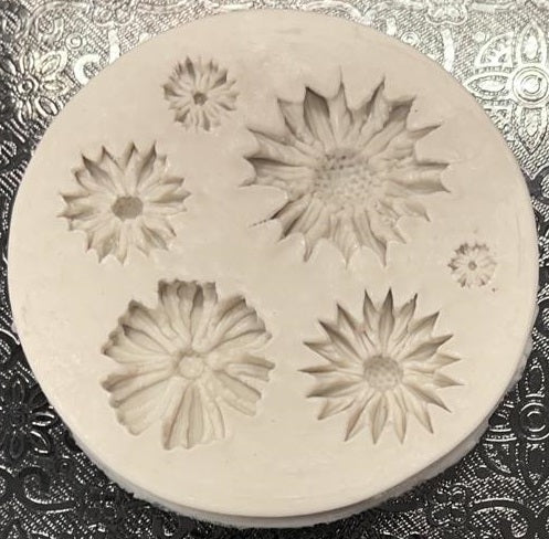 Sunflower Mold
